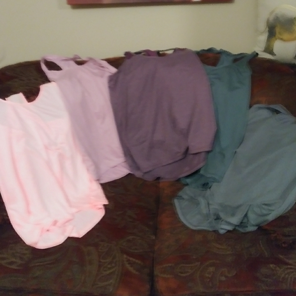 Razor back work out tanks